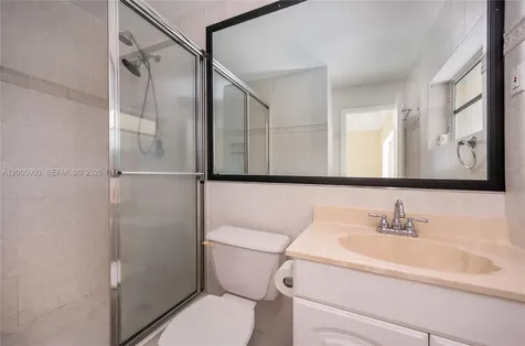 9411 SW 185th Terrace Cutler Bay FL 33157