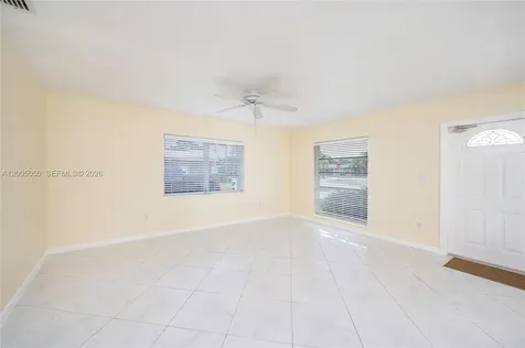9411 SW 185th Terrace Cutler Bay FL 33157