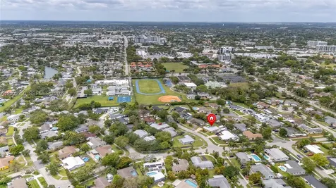 9411 SW 185th Terrace Cutler Bay FL 33157