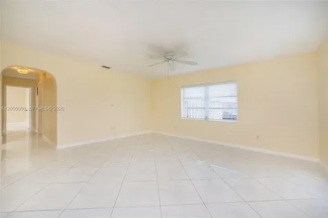 9411 SW 185th Terrace Cutler Bay FL 33157