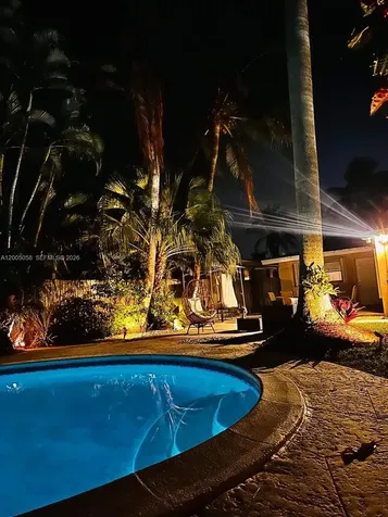 2911 Monroe Street Hollywood FL 33020