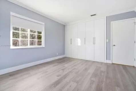 740 SW 7th Avenue Hallandale Beach FL 33009