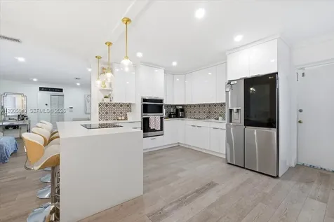 740 SW 7th Avenue Hallandale Beach FL 33009