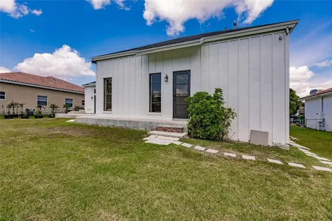 11240 NW 23rd Street Plantation FL 33323