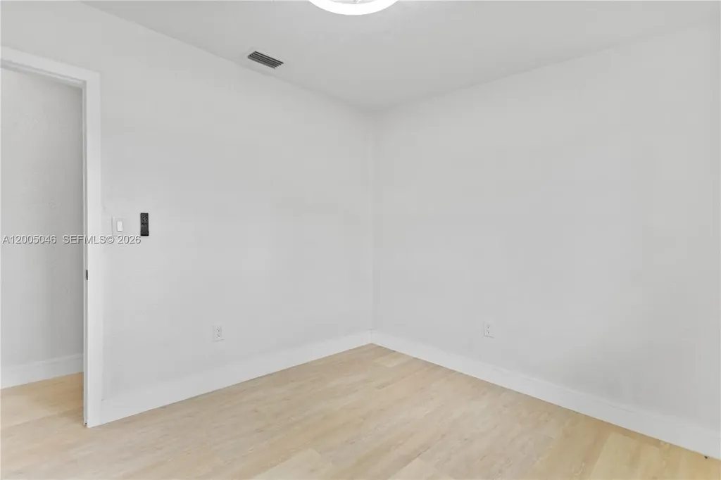 6408 Pierce Street Hollywood FL 33024