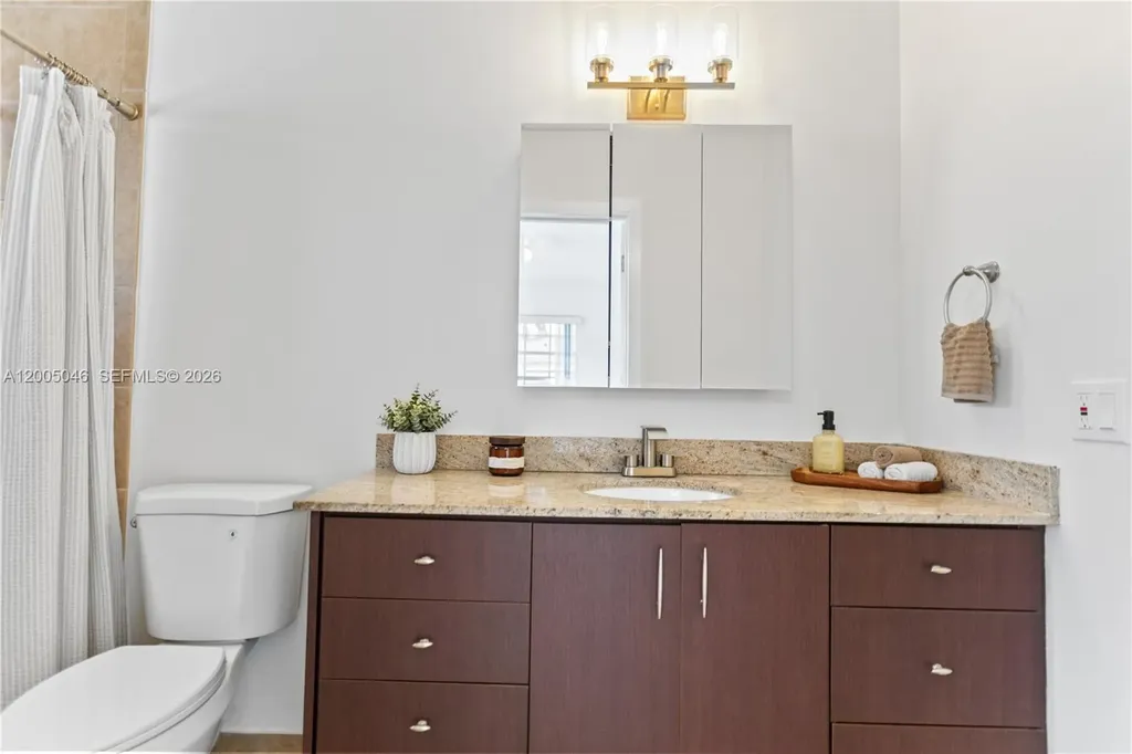 6408 Pierce Street Hollywood FL 33024