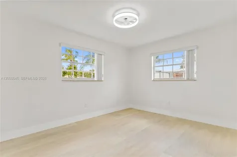 6408 Pierce Street Hollywood FL 33024