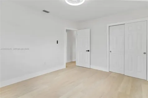 6408 Pierce Street Hollywood FL 33024