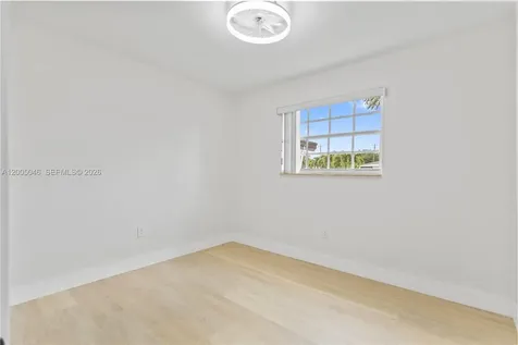 6408 Pierce Street Hollywood FL 33024