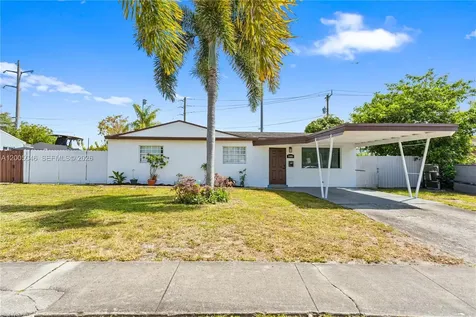 6408 Pierce Street Hollywood FL 33024