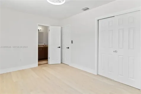 6408 Pierce Street Hollywood FL 33024