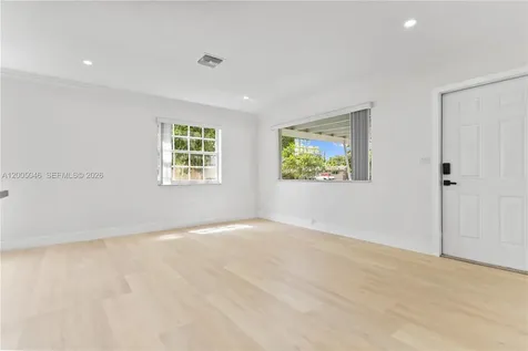 6408 Pierce Street Hollywood FL 33024
