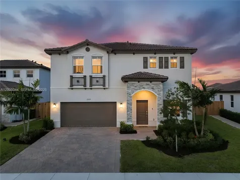 2333 SE 28th Court Homestead FL 33035