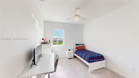 2333 SE 28th Court Homestead FL 33035