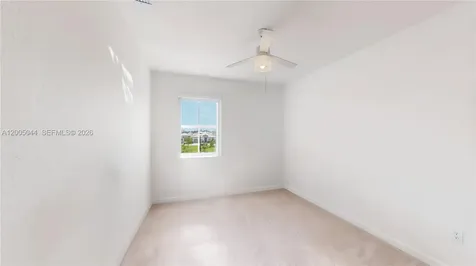 2333 SE 28th Court Homestead FL 33035