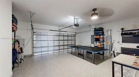 2333 SE 28th Court Homestead FL 33035