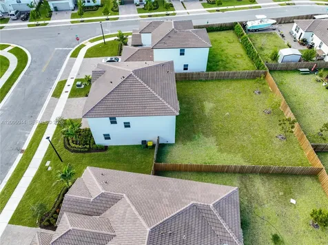 2333 SE 28th Court Homestead FL 33035