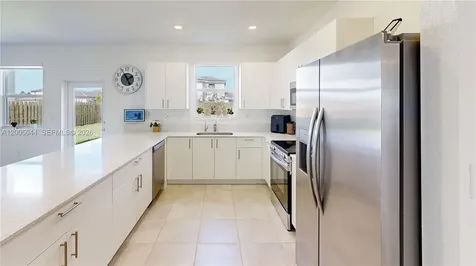 2333 SE 28th Court Homestead FL 33035
