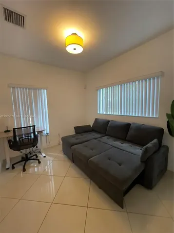 3450 NW 17th Terrace Oakland Park FL 33309