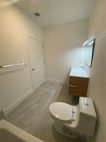 909 NW 45th Terrace Plantation FL 33317