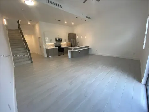 909 NW 45th Terrace Plantation FL 33317