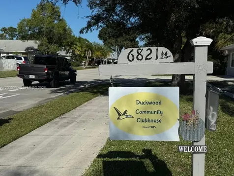 6910 SE Lillian Court Stuart FL 34997