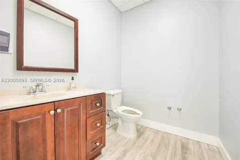 135 San Lorenzo Avenue Coral Gables FL 33146