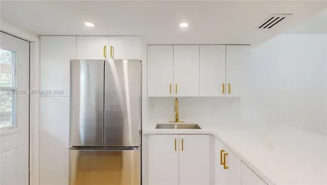 1333 E Hallandale Beach Boulevard Hallandale Beach FL 33009