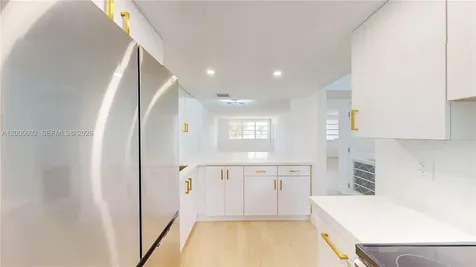 1333 E Hallandale Beach Boulevard Hallandale Beach FL 33009