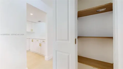 1333 E Hallandale Beach Boulevard Hallandale Beach FL 33009