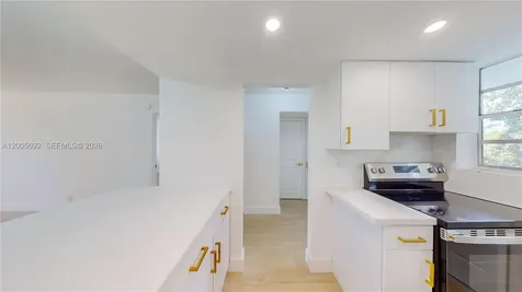 1333 E Hallandale Beach Boulevard Hallandale Beach FL 33009