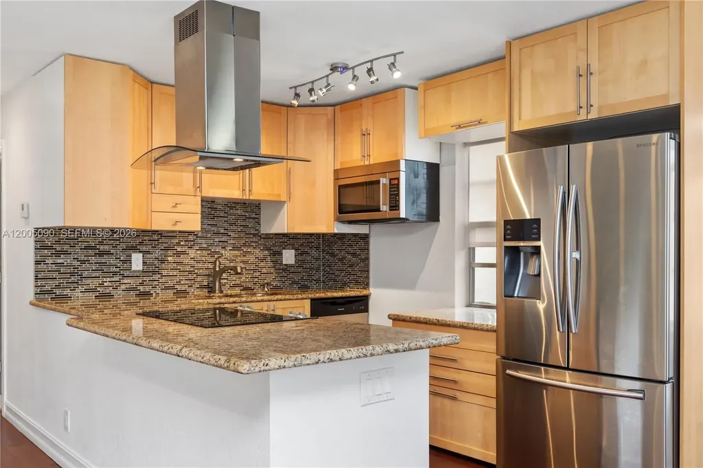 854 Normandy R Delray Beach FL 33484