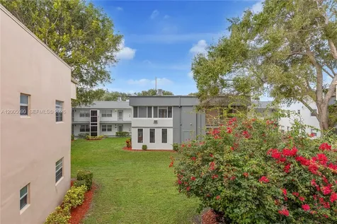 854 Normandy R Delray Beach FL 33484