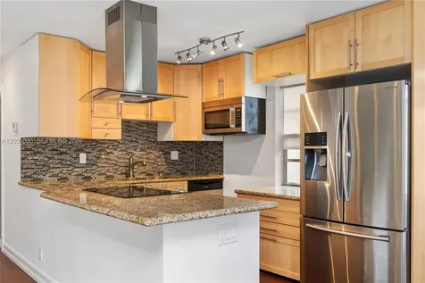 854 Normandy R Delray Beach FL 33484