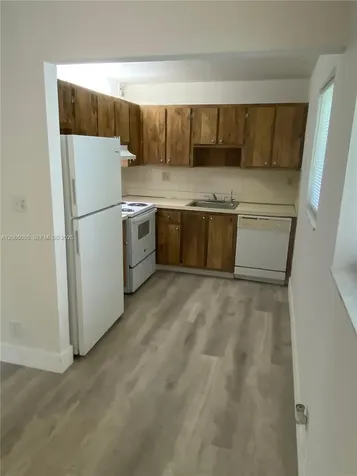 9920 NW 68th Place Tamarac FL 33321
