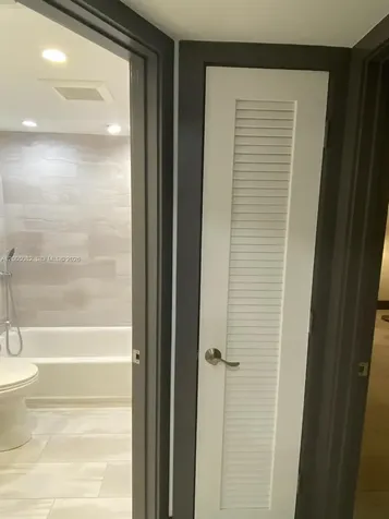 660 Tennis Club Drive Fort Lauderdale FL 33311