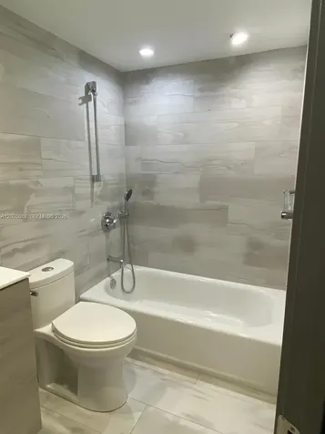 660 Tennis Club Drive Fort Lauderdale FL 33311