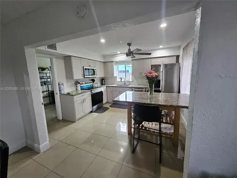 784 Pennsylvania Avenue Fort Lauderdale FL 33312
