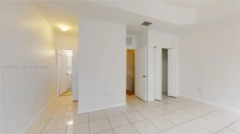 2929 SE 2nd Street Homestead FL 33033