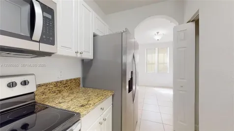 2929 SE 2nd Street Homestead FL 33033
