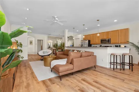 1896 Crestview Way Naples FL 34119