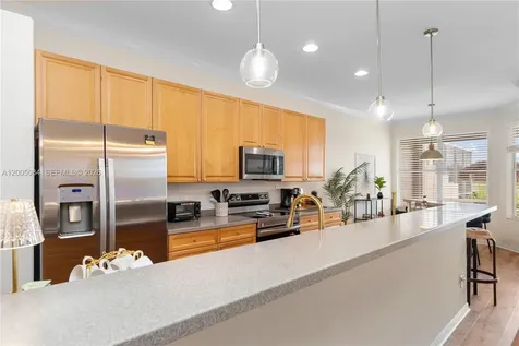 1896 Crestview Way Naples FL 34119