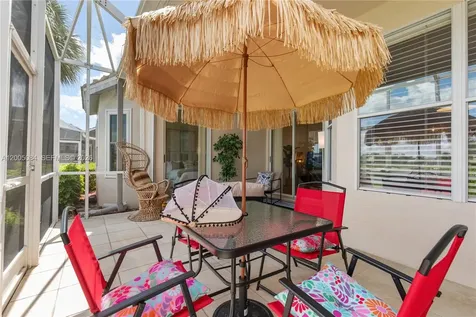 1896 Crestview Way Naples FL 34119