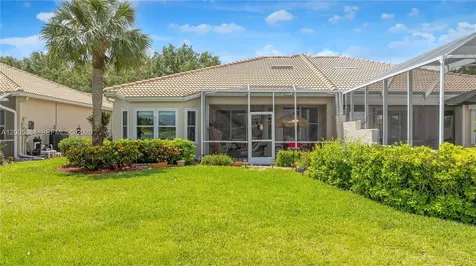 1896 Crestview Way Naples FL 34119