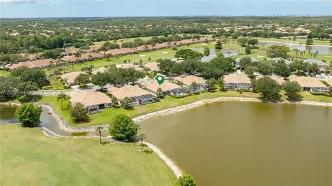 1896 Crestview Way Naples FL 34119