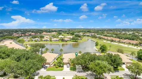 1896 Crestview Way Naples FL 34119