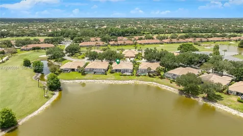1896 Crestview Way Naples FL 34119