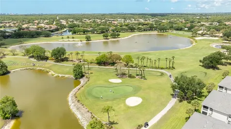 1896 Crestview Way Naples FL 34119