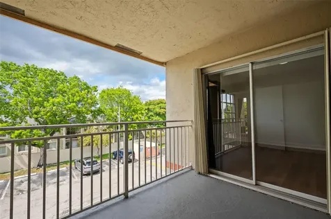 18880 NW 57th Avenue Hialeah FL 33015