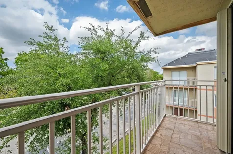 18880 NW 57th Avenue Hialeah FL 33015